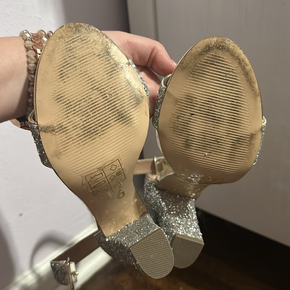 Mix No 6 - Picture 6 of 6